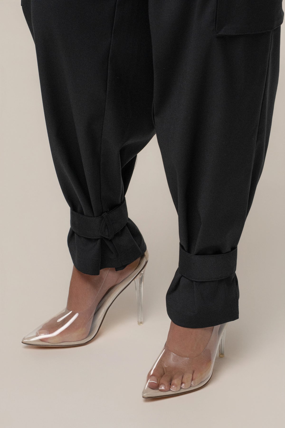 Black Autumn Flow | Cargo Pants for Women 3