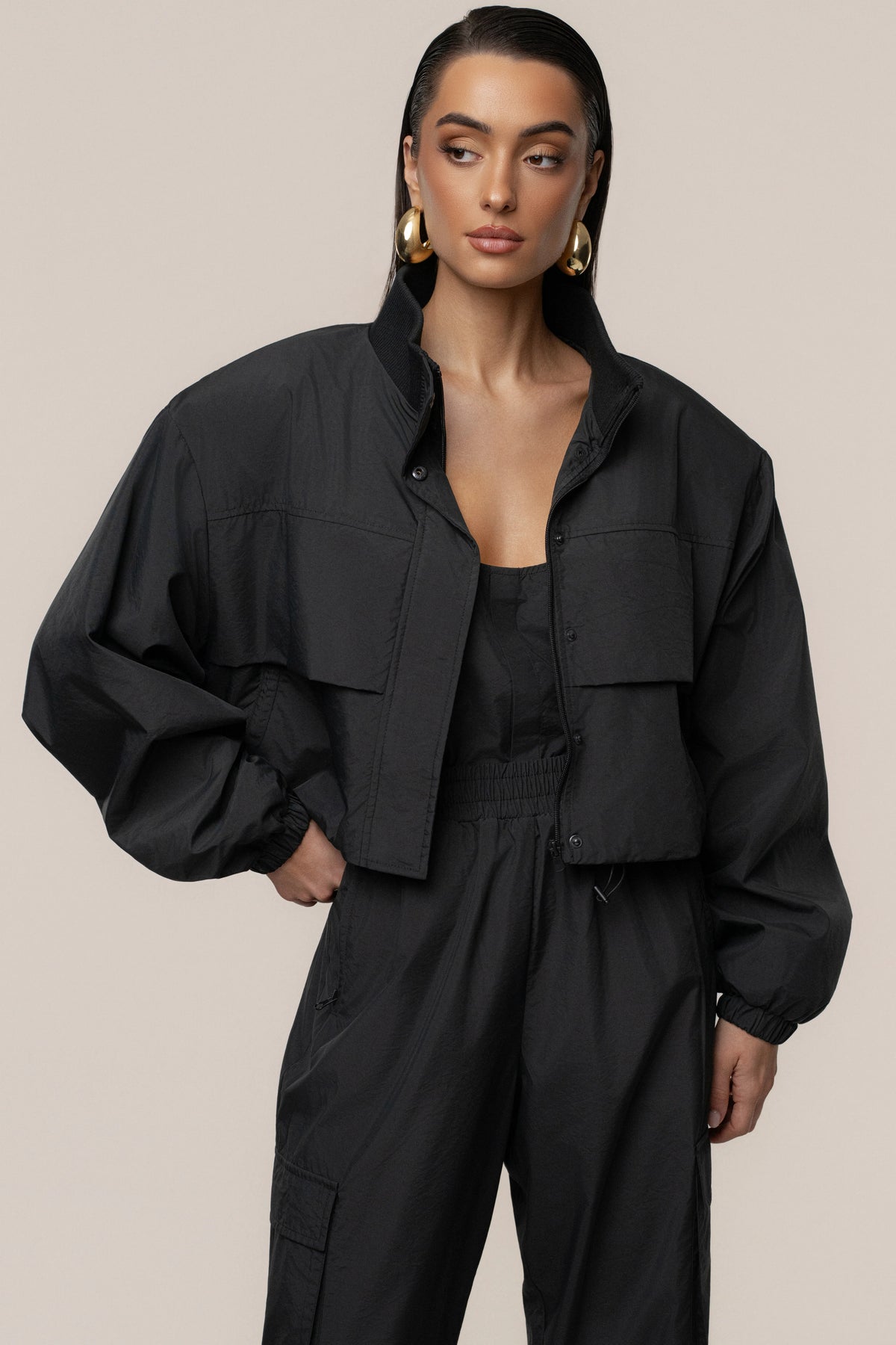 Endure | Lightweight Black Nylon Jacket for Women 3