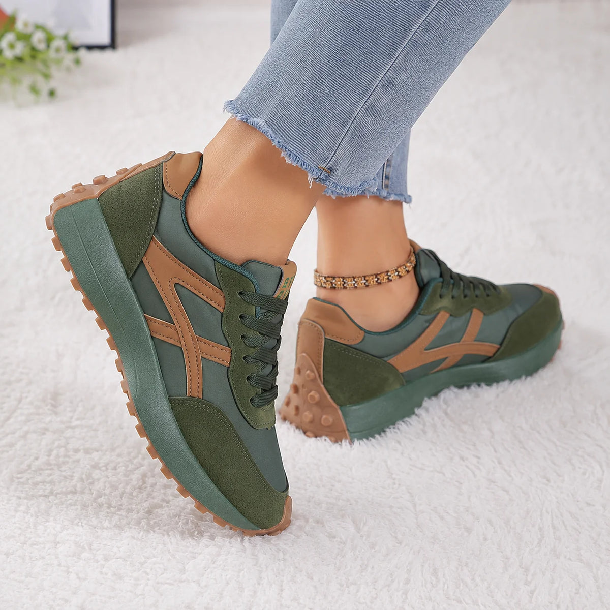 Solenne | Women's Flat-Platform Non-Slip Chunky Sneakers 9